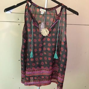 🎊5/$25🎊 Boho NWT floral tank top